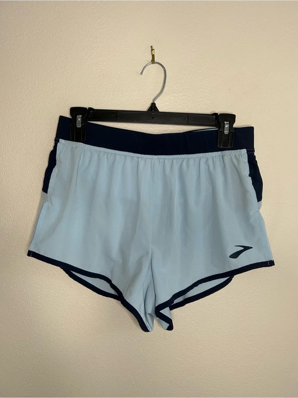 Brooks Light Blue Athletic Workout Lined Running Shorts Navy Trim Size S